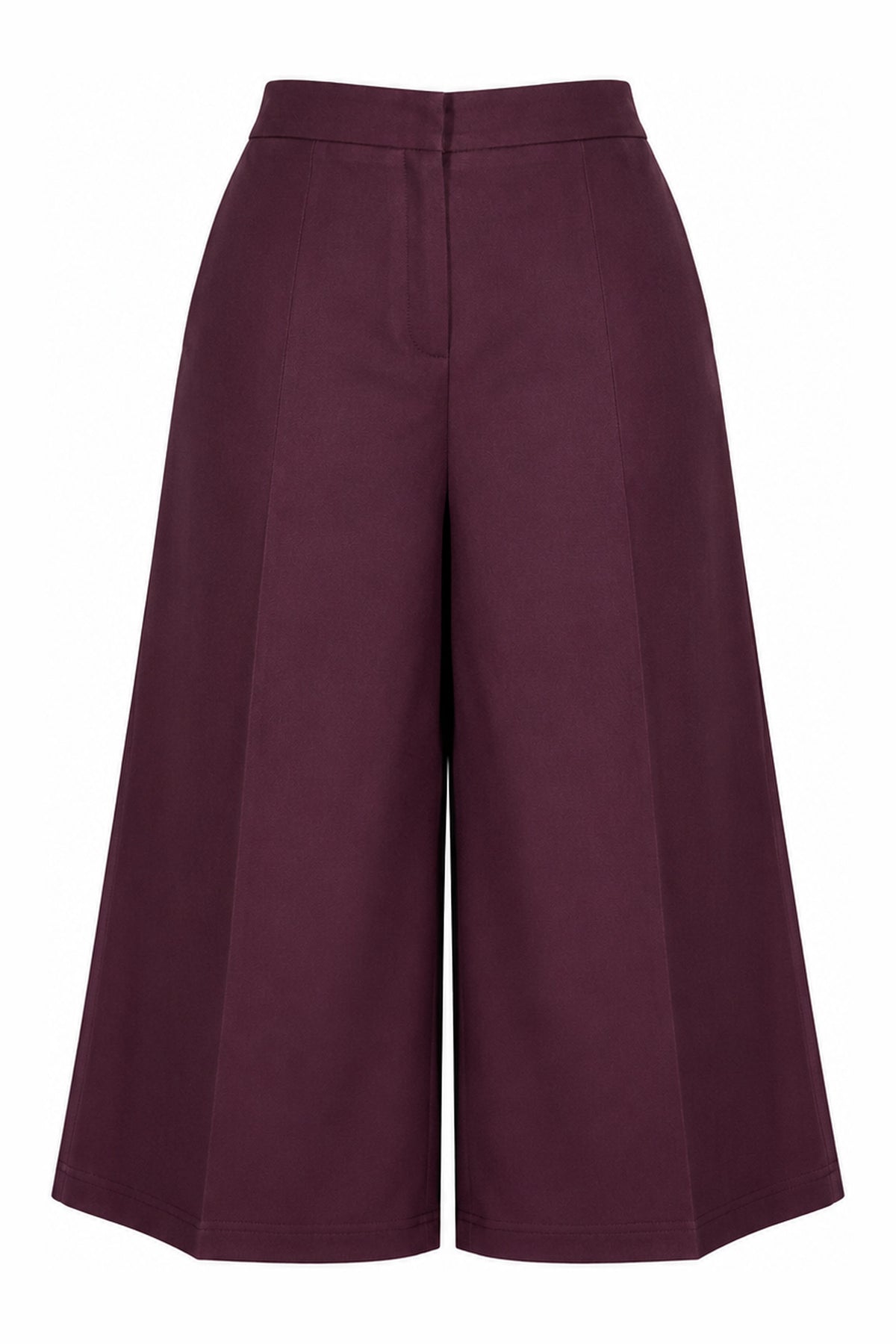 Bermuda in burgundy — wujud