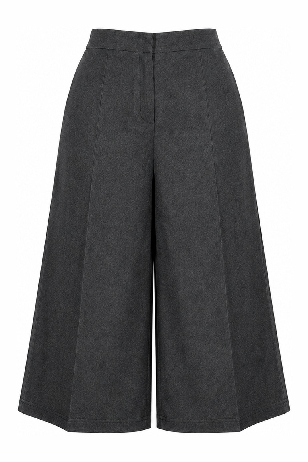 bermuda in Dark Grey — Wujud