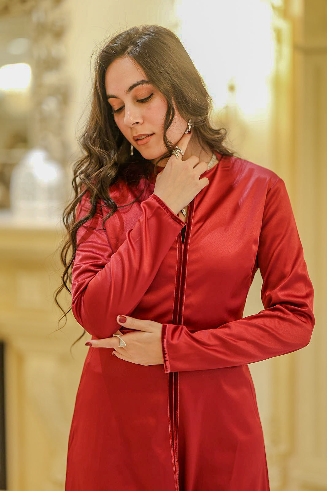 Crimson grace qaftan
