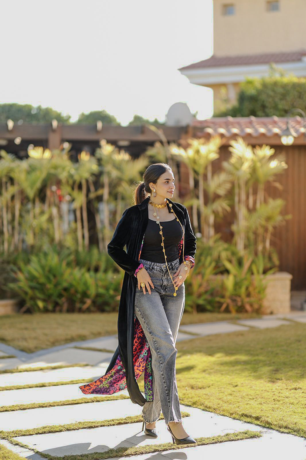 Noir Motion Open Qaftan