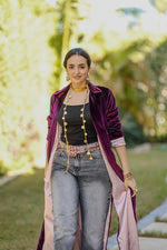 Load image into Gallery viewer, Veloura Plum Qaftan
