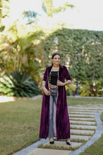 Load image into Gallery viewer, Veloura Plum Qaftan
