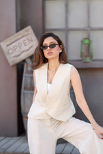 Load image into Gallery viewer, Tailored Linen Set – Beige x Yellow — view 4 — Wujud
